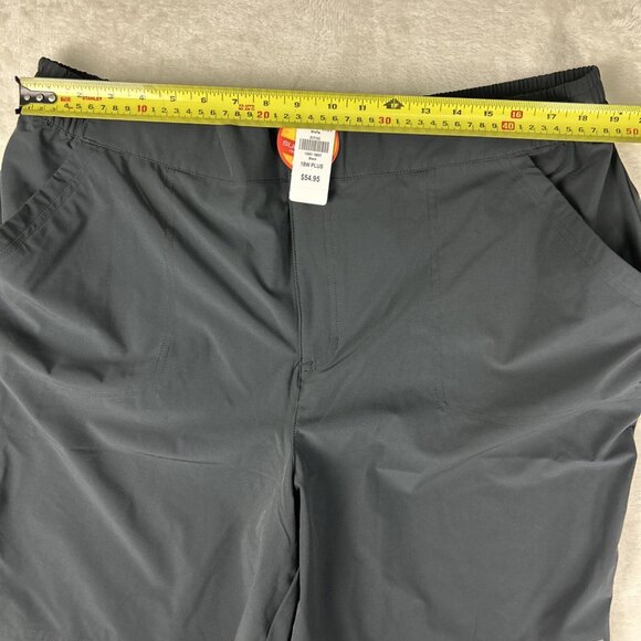 L.L.Bean Women’s Comfort Trail Shorts size 18W Plus NWT Sunsmart UPF 50+ Black - Picture 6 of 11